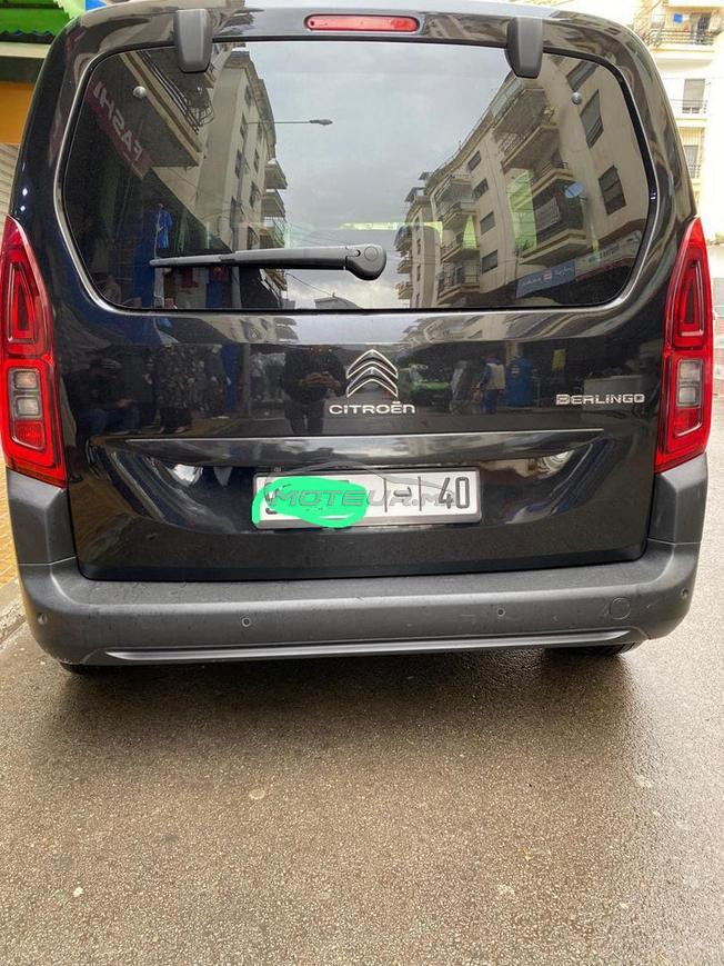 Citroën Berlingo Diesel Automatique 2021 à Tanger