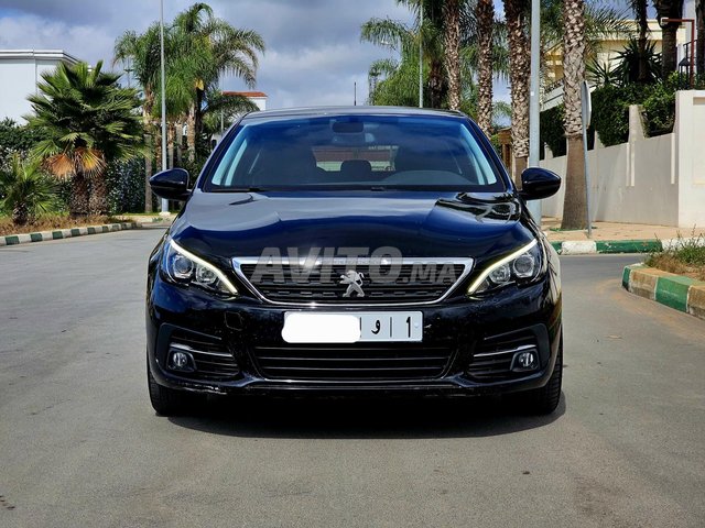 بيجو -308 أليور