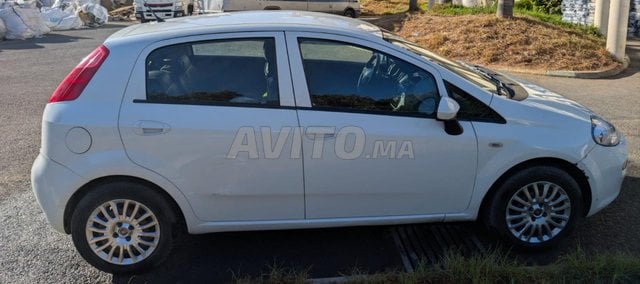 Fiat Punto Diesel Manuelle 2017 à Had Soualem