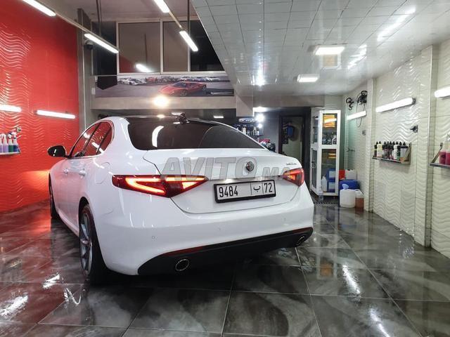 ألفا روميو جوليّا 2.2 JTD 180