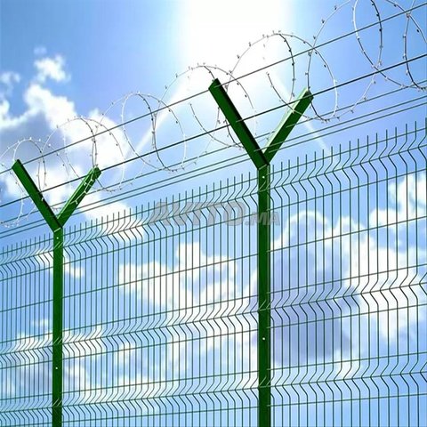 panneau vert rigide soudé pour installation