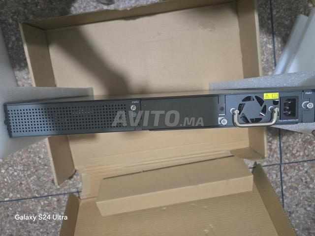 switch 10 Gigabit Ethernet empilable de niveau 3 - 2