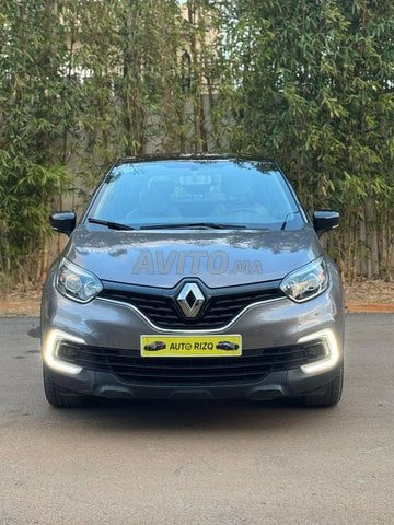 Renault Captur manuelle diesel 2019 à Rabat