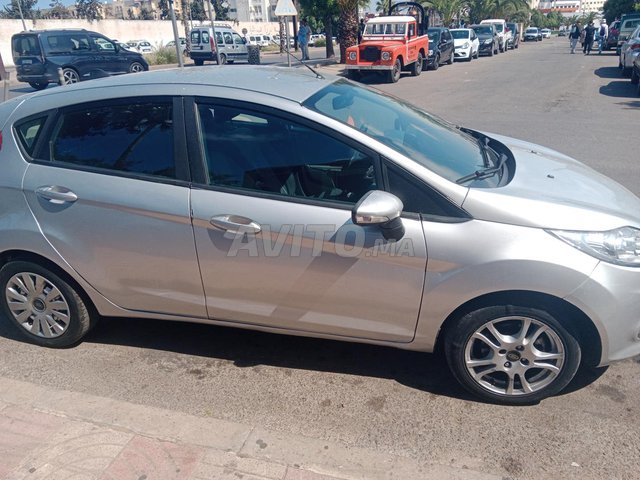 فورد فييستا 2009