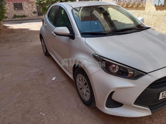Toyota Yaris Essence Manuelle 2022 à Ouislane