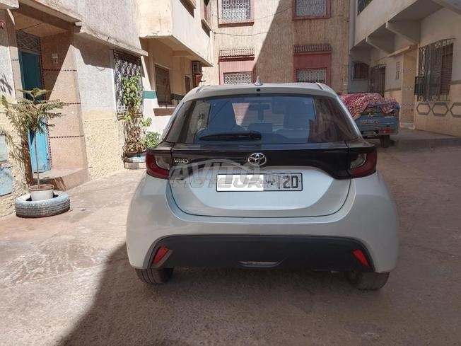 Toyota Yaris Essence Manuelle 2022 à Ouislane