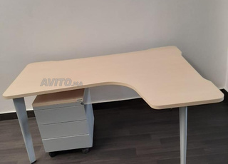 bureau\chaise\table basse\vitrine\table de réunion