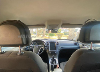 Opel Insignia Diesel Manuelle 2010 à Mohammedia