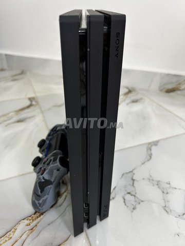 Ps4 Pro 1Tb avec 6 Jeux