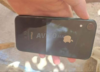 iPhone XR 64Go 81 batterie
