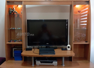 أعرض للبيع دولاب التلفاز الخاص بي