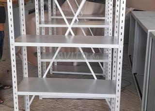 رفوف للمخازن