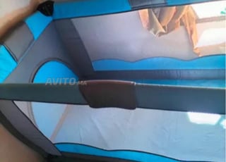 Parc bébé en bon état