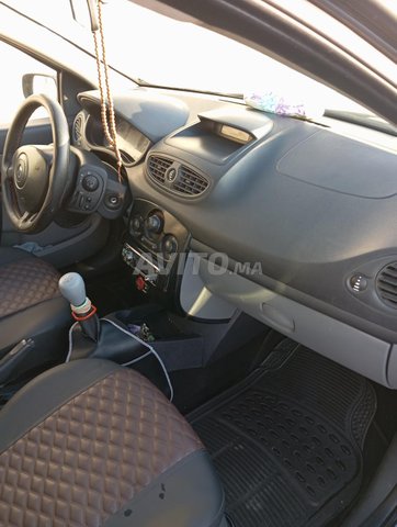 clio 3 a vendre  78000