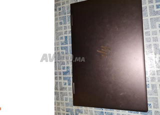 Ordinateur portable pour les jeux et le travail