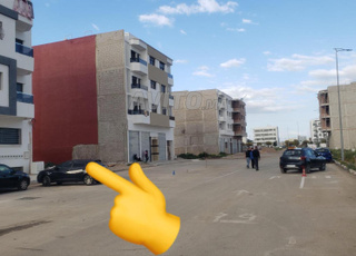 Terrain 300m² Rplus3 commercial à jardins oued fes
