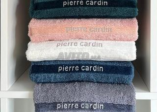 منشفة بيير كاردان