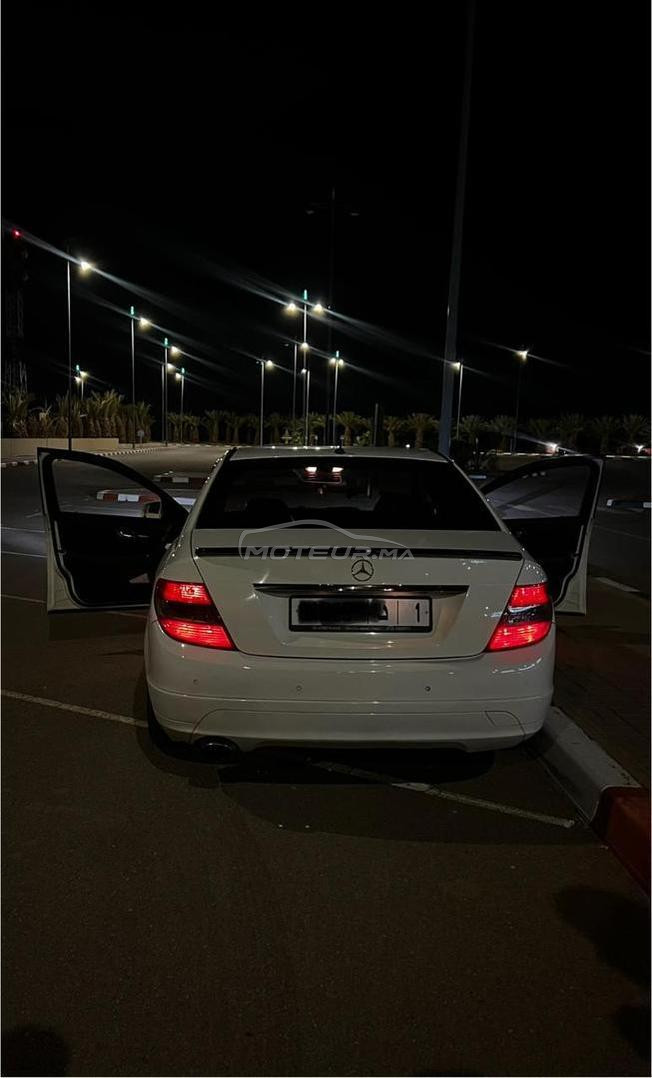 Mercedes-Benz 220 Diesel Automatique 2010 à Meknès
