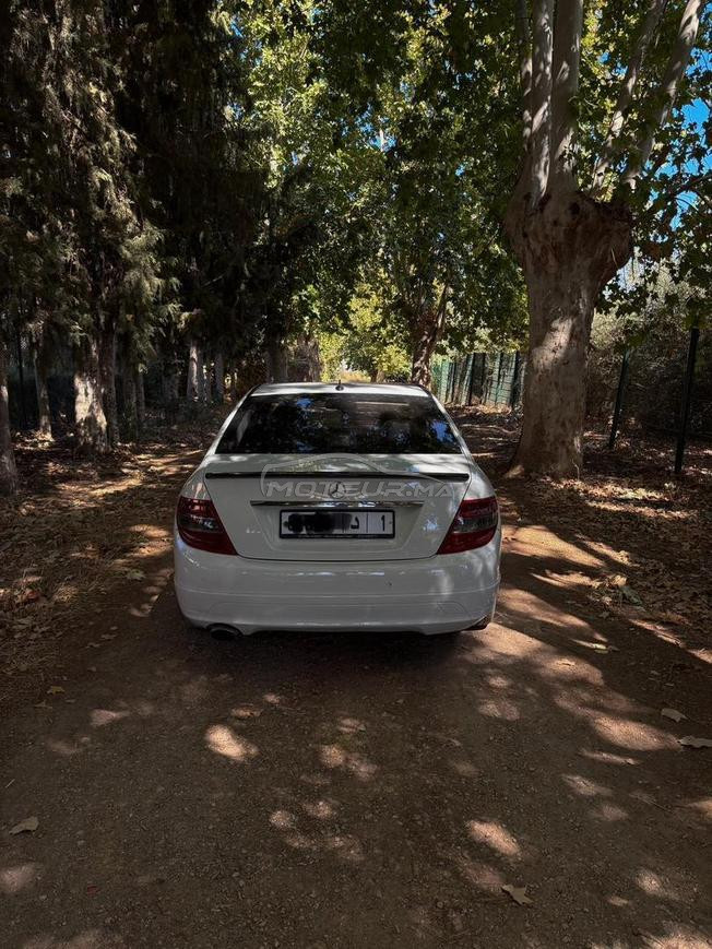 Mercedes-Benz 220 Diesel Automatique 2010 à Meknès