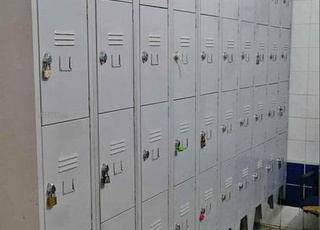 Vestiaire métallique 4 portes