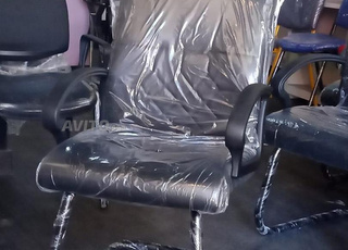 Chaise de bureau visiteur et chaise opérateur