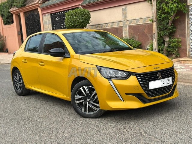 PEUGEOT 208 06-2022 Automatique à Marrakech