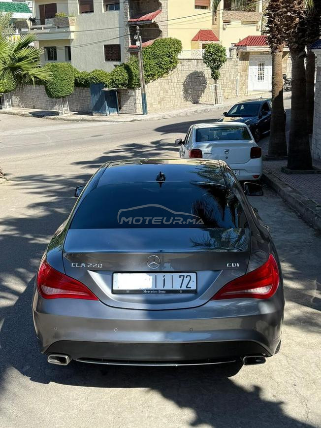 Mercedes-Benz 220 Diesel Automatique 2014 à Tanger