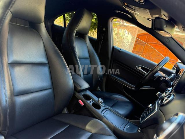 Mercedes-Benz 220 Diesel Automatique 2014 à Tanger - 2