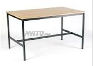 Table de cantine avec banc semi métallique dispo