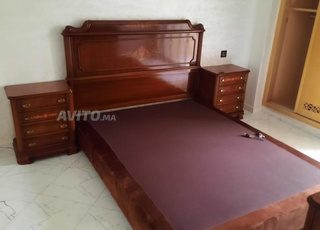 Maison à coucher à vendre / Chambre à coucher complète