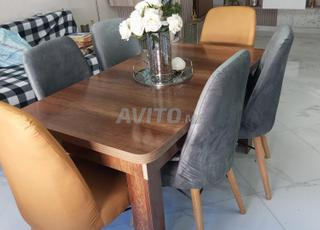 Salle à manger neuve