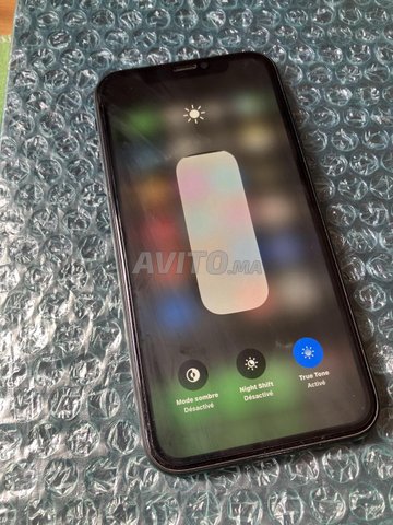 iPhone XR 64 GB Etat 94