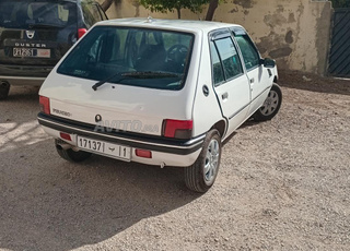 Peugeot 205 essence