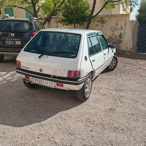  Peugeot 205 essence