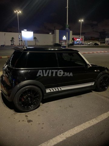 ميني كوبر S مع سقفين قابلين للفتح كالجديد