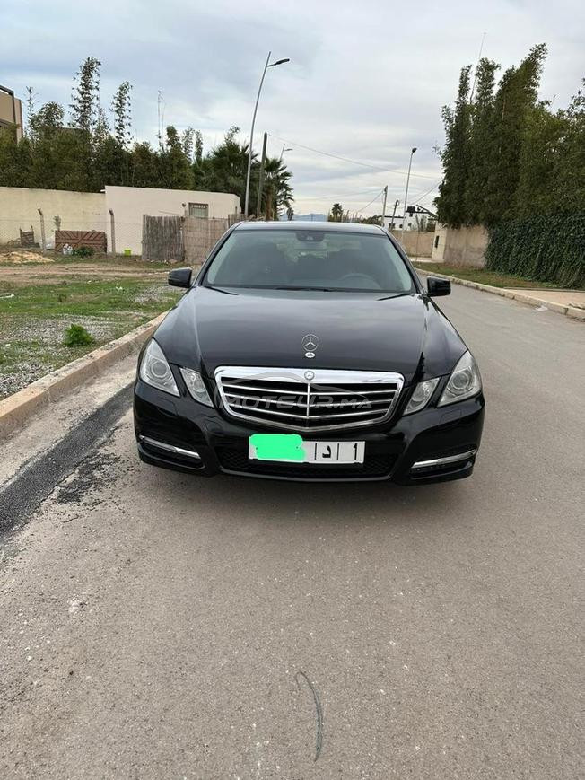 Mercedes E220