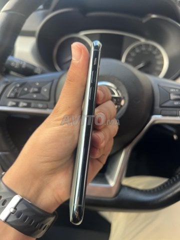 Iphone 11 pro n9aaa li bghah merhba