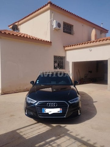 Audi A3 Diesel Automatique 2018 à Khouribga