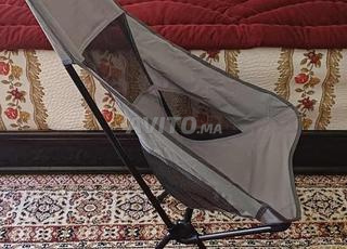 كرسي قابل للطي خفيف ومريح لجميع الخرجات