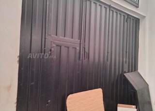 2 magasins à vendre