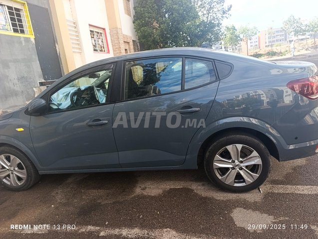 داسيا لوغان بنزين أوتوماتيكي 2023 في الدار البيضاء