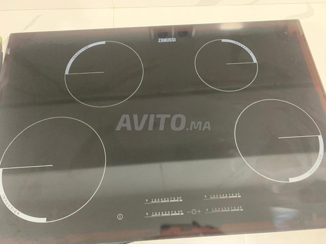 Plaque de cuisson à induction Zanussi NEUVE