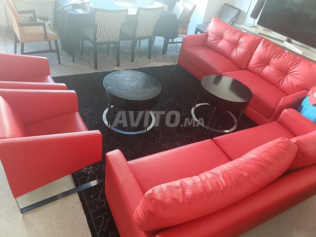 صالون كراسي شبه جلد