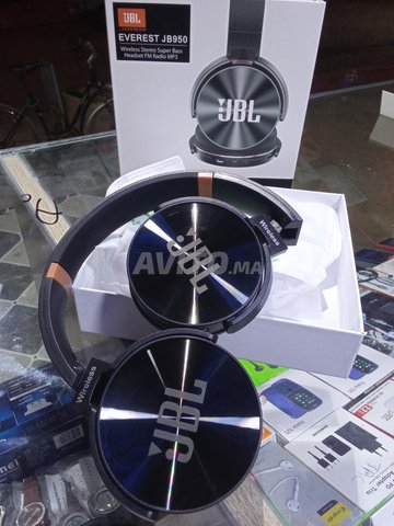 سماعة بلوتوث JBL