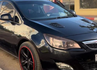 Astra J modèle 2011