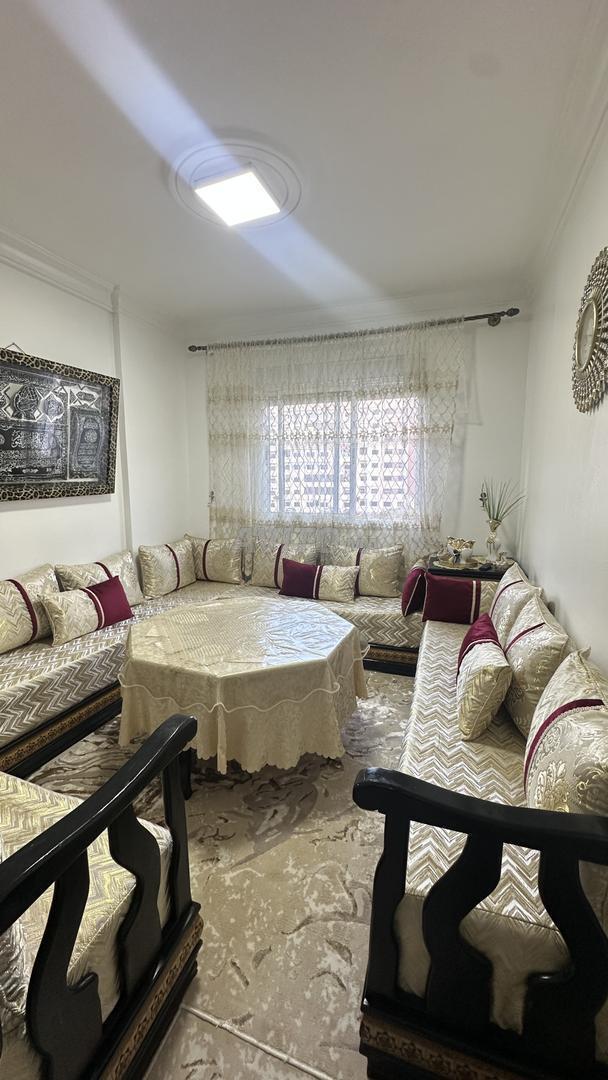 Studio meublé à louer quotidiennement dans le quartier Golf