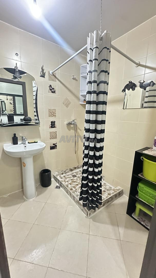 Studio meublé à louer quotidiennement dans le quartier Golf - image 5