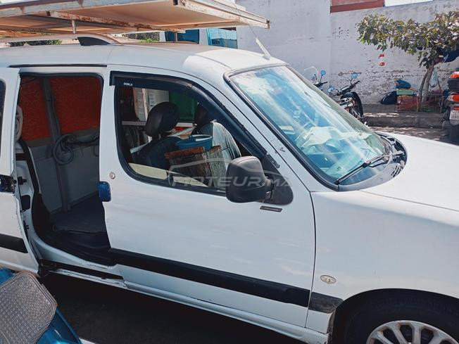 café mobile bien équipée 
