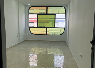 مكتب للإيجار مخصص للمهنيين الصحيين