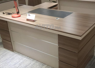 Mobilier de bureau de l'importation